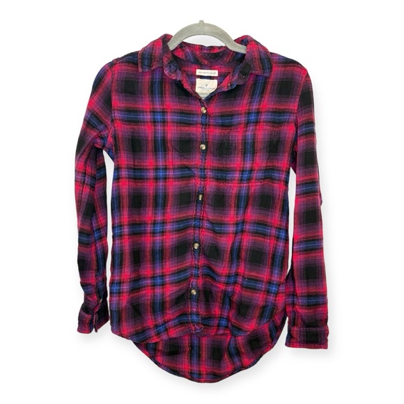 American Eagle Outfitters Tops - American Eagle Pink Black Boyfriend Fit Plaid Flannel Button Front Shirt XS